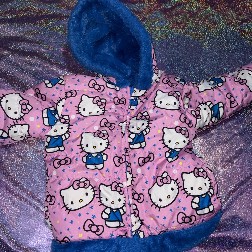 Hello Kitty Reversible Puffer Jacket - Picture 2 of 8